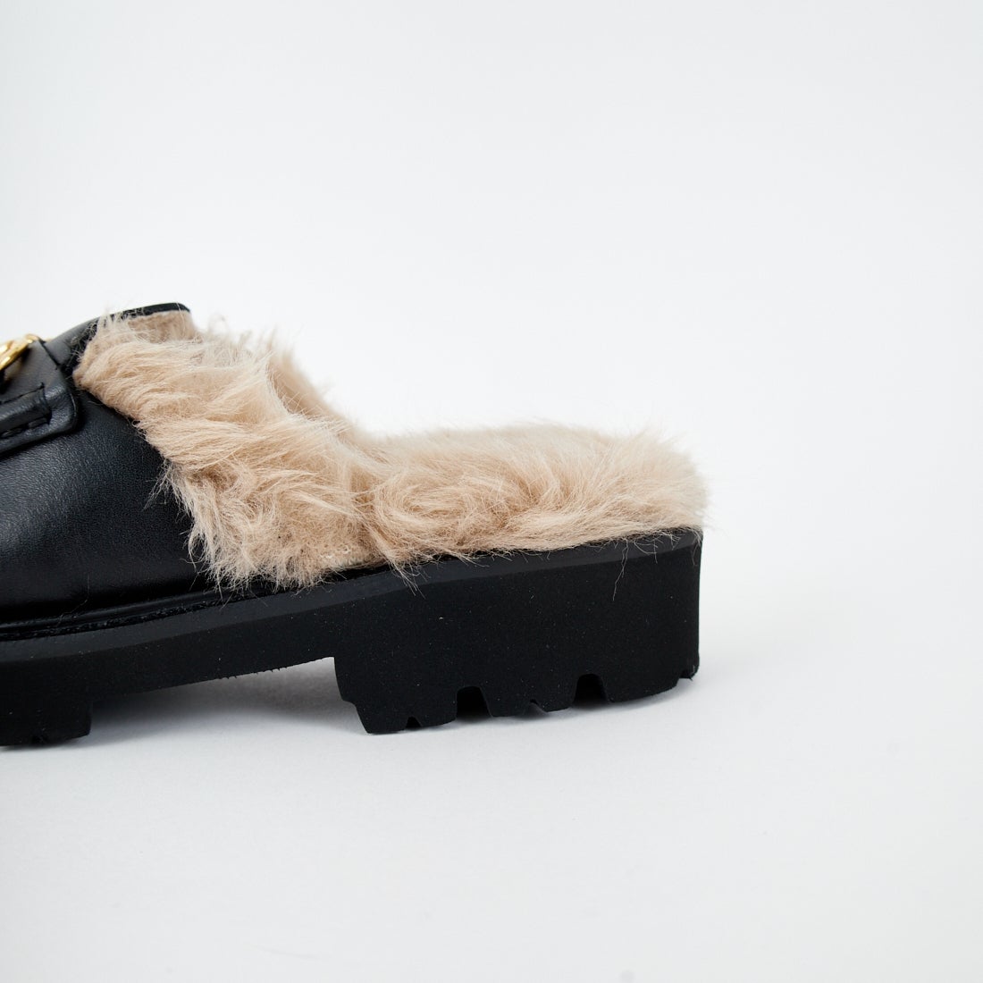 Caminando [カミナンド] ファービット付き フラットシューズ [22115W] BLACK