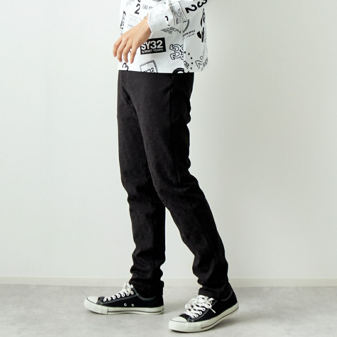 MARK & LONA [マークアンドロナ] エッセンス 4WAYストレッチパンツ [MLM-4C-AT07] BLACK &&モデル身長：179cm 着用サイズ：48&&