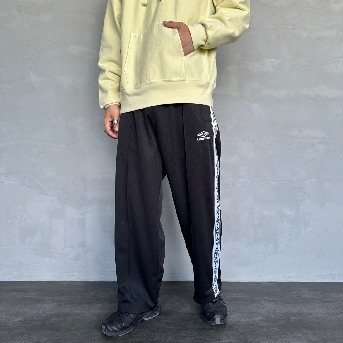 BLACK&&モデル身長：179cm 着用サイズ：L&&