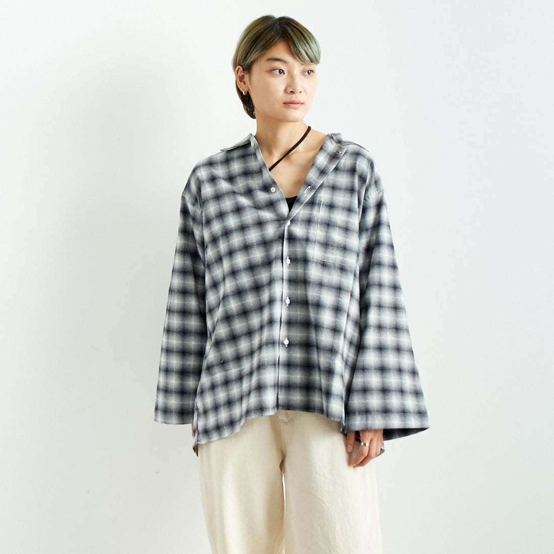 R12GFP BLK&&モデル身長：160cm 着用サイズ：F&&