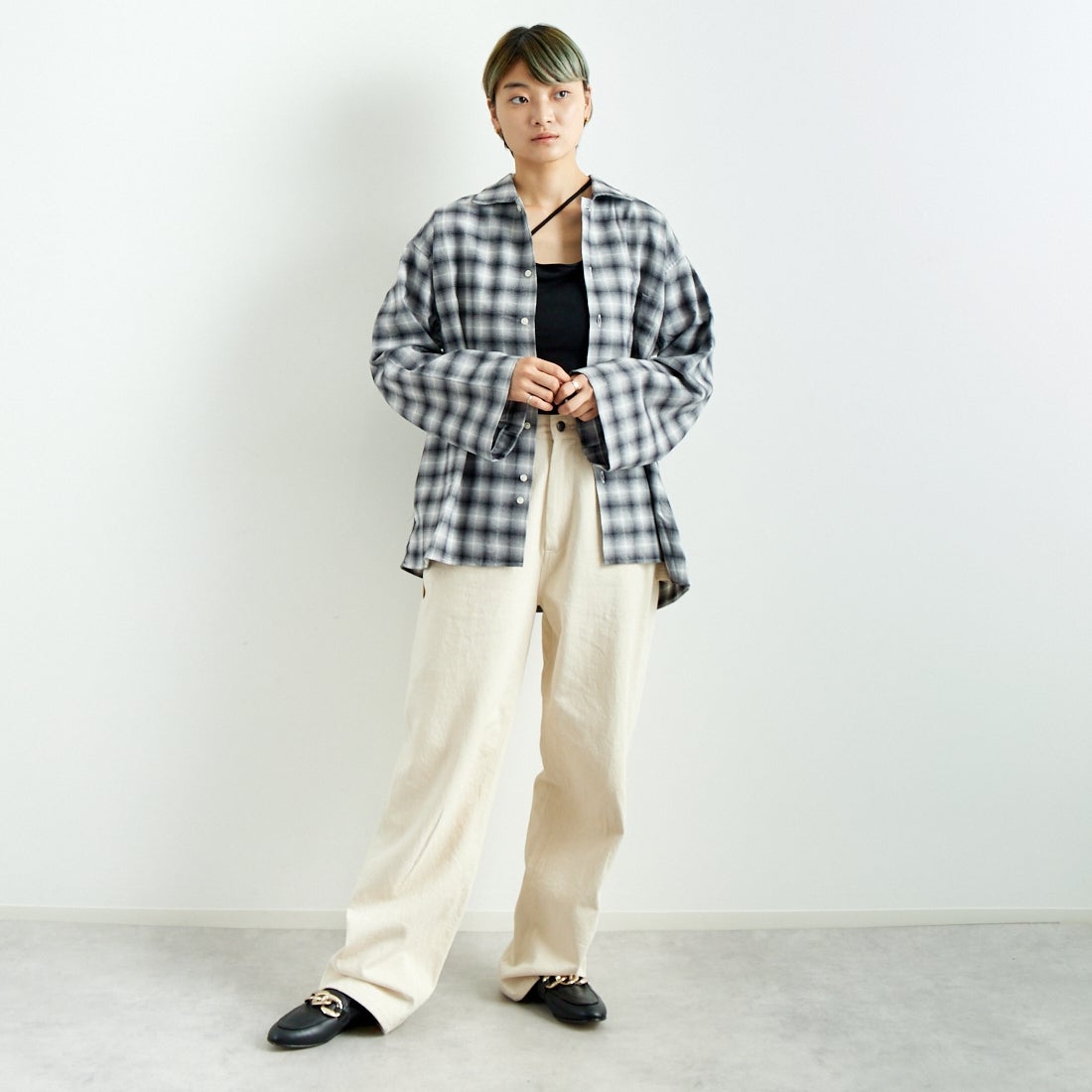 INDIVIDUALIZED SHIRTS [インディビジュアライズド シャツ] 別注 フランネルプレイドシャツ [IS200000002-JF] R12GFP BLK &&モデル身長：160cm 着用サイズ：F&&