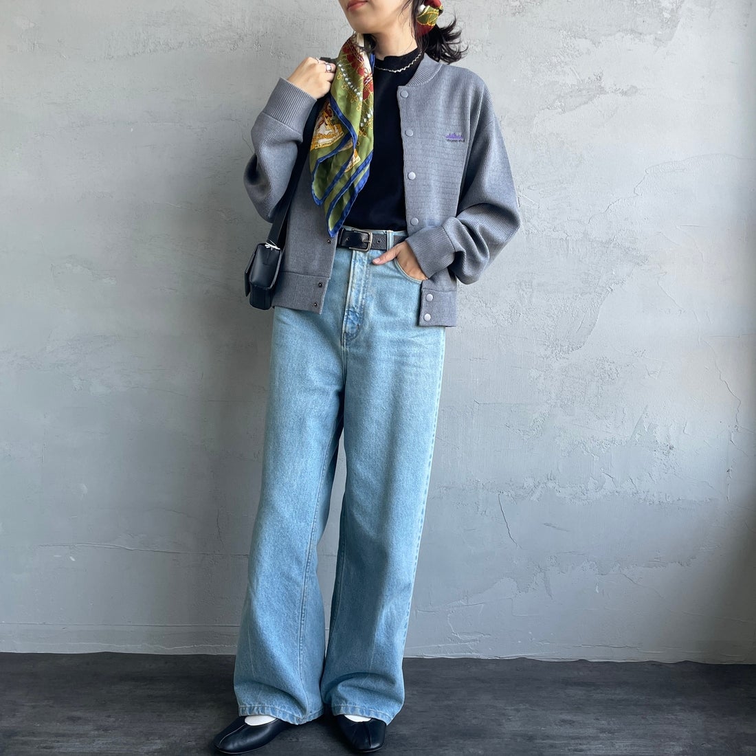 THOUSAND MILE [サウザンド マイル] 別注 ハニカムニットブルゾン [TM242PK50340-JF] 15 MD.GRAY&&モデル身長：160cm 着用サイズ：F&&