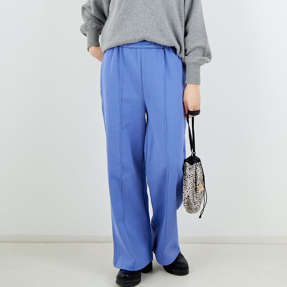 BLUE&&モデル身長：162cm 着用サイズ：S&&