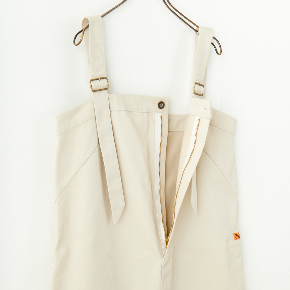 UNIVERSAL OVERALL [ユニバーサルオーバーオール] 別注 T/Cツイル ワークジャンパースカート [U2432710IN-JF] IVORY