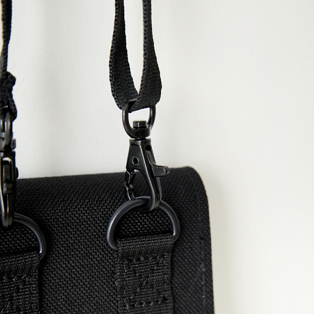 MANHATTAN PORTAGE [マンハッタンポーテージ] COBBLE HILL スマートフォンケース [MP2019] BLACK