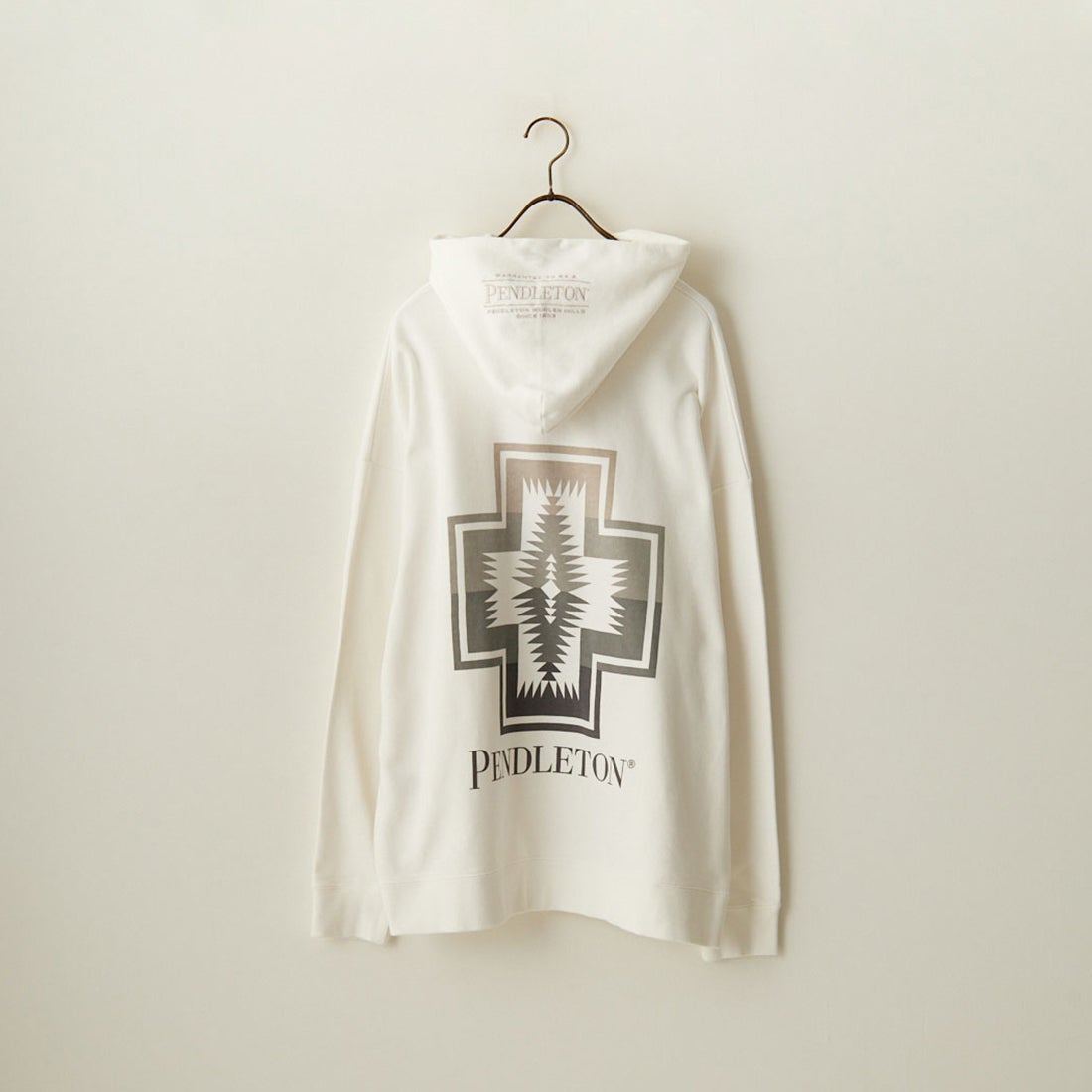 PENDLETON [ペンドルトン] 別注 ネイティブ柄 バックプリントフード刺繍スウェットパーカー [4475-7239-JF] OFF