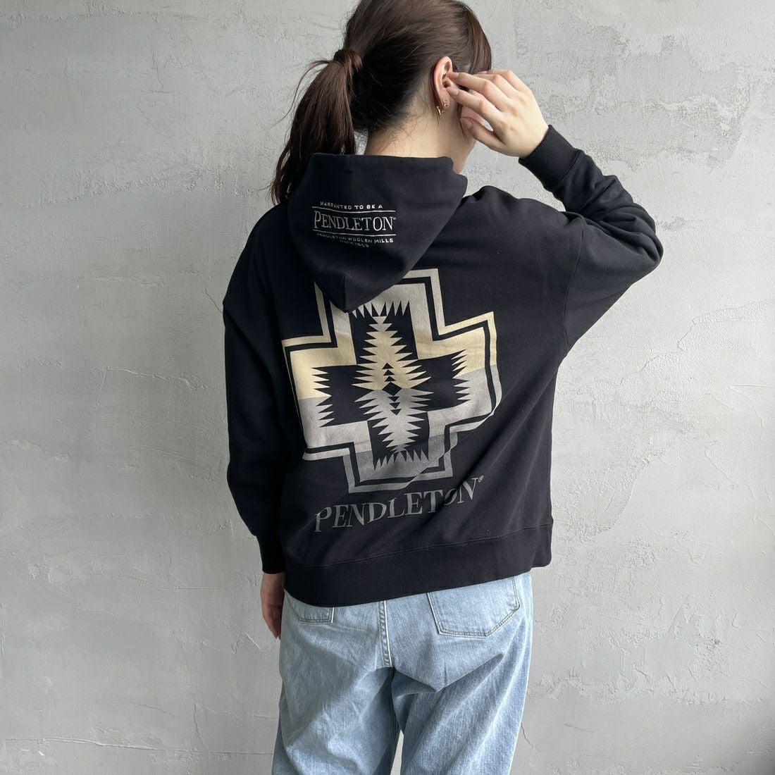 BLACK&&モデル身長：167cm 着用サイズ：S&&