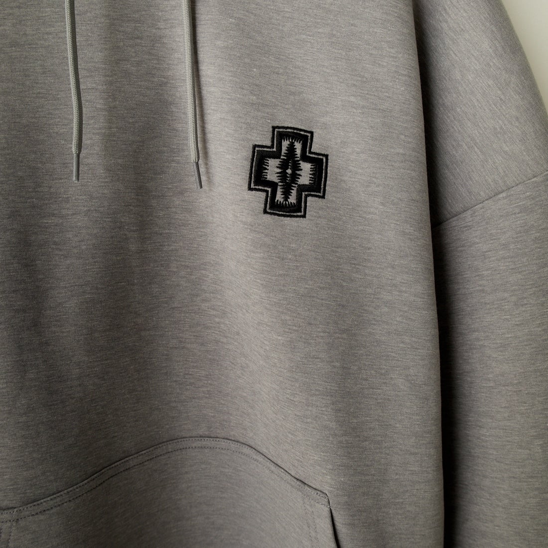 PENDLETON [ペンドルトン] 別注 ネイティブ柄 ダンボールニット スウェットパーカー [4475-7237-JF] GRAY