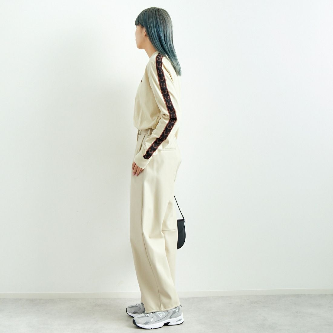 hwyl [ヒュイル] エコレザーカーブパンツ [45286505] ｱｲﾎﾞﾘｰ