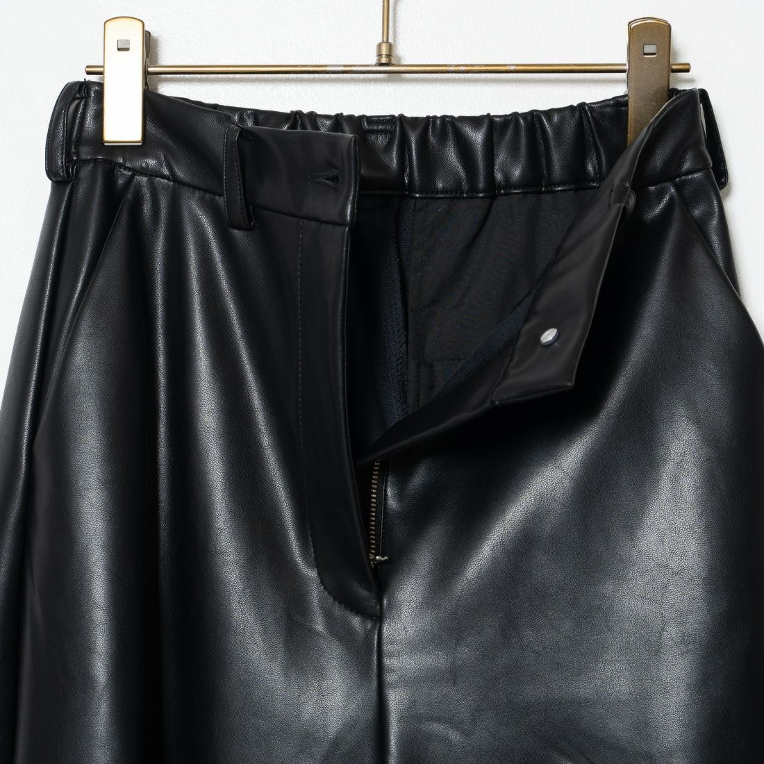 hwyl [ヒュイル] エコレザーカーブパンツ [45286505] ﾌﾞﾗｯｸ