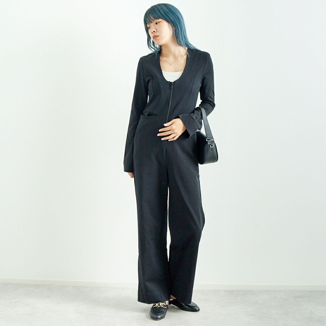 HOLIDAY [ホリデイ] ジャンプスーツ [24201016] BLACK &&モデル身長：167cm 着用サイズ：ONE SIZE&&