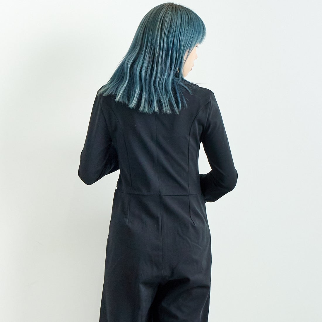 HOLIDAY [ホリデイ] ジャンプスーツ [24201016] BLACK &&モデル身長：167cm 着用サイズ：ONE SIZE&&