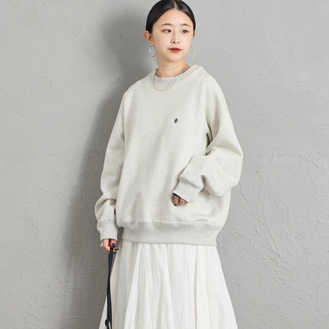 Gymphlex [ジムフレックス] スウィングスリーブ クルーネックスウェット [GY-C0291TCF] TOP GREY &&モデル身長：150cm 着用サイズ：14&&