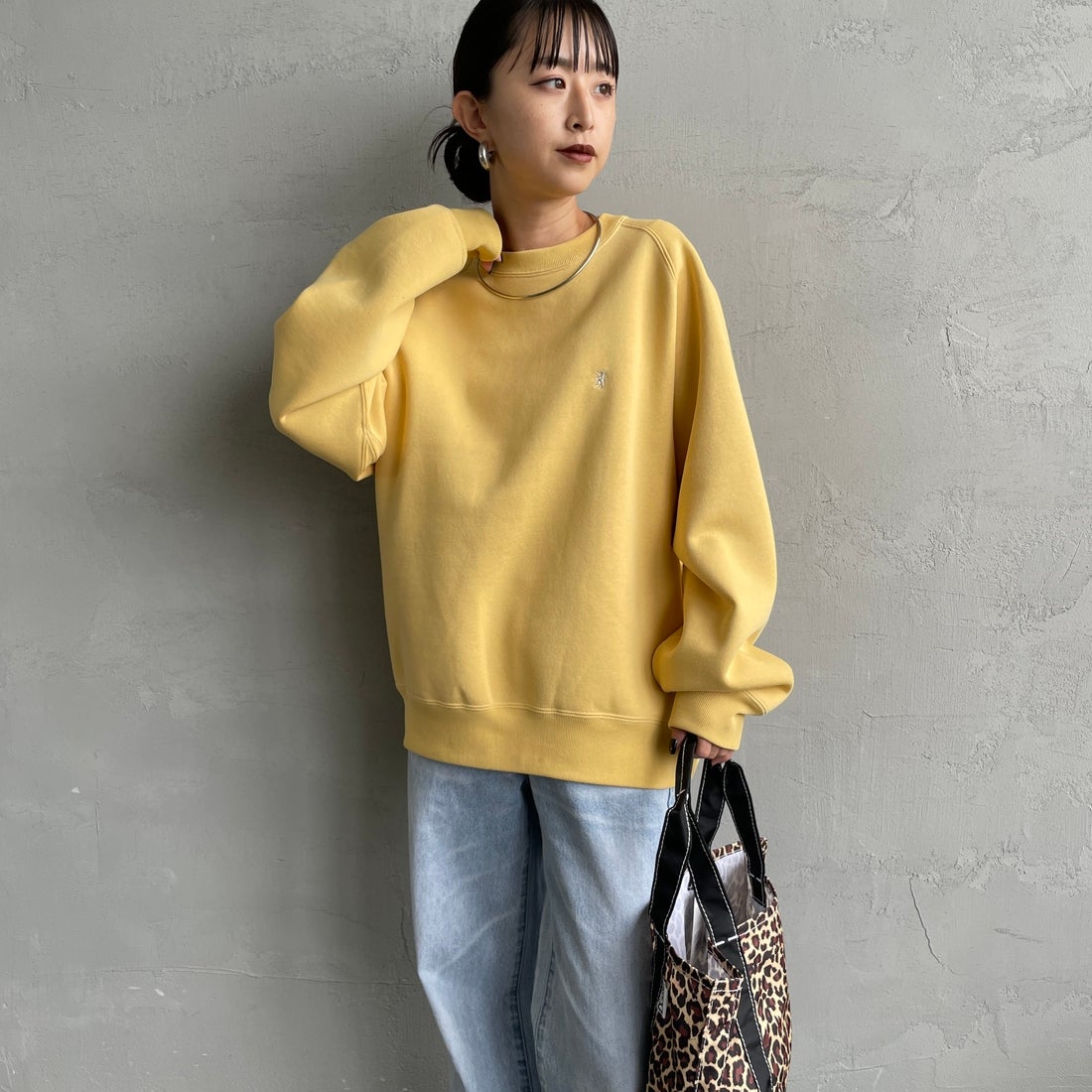 Gymphlex [ジムフレックス] スウィングスリーブ クルーネックスウェット [GY-C0291TCF] LT.YELLOW &&モデル身長：150cm 着用サイズ：14&&