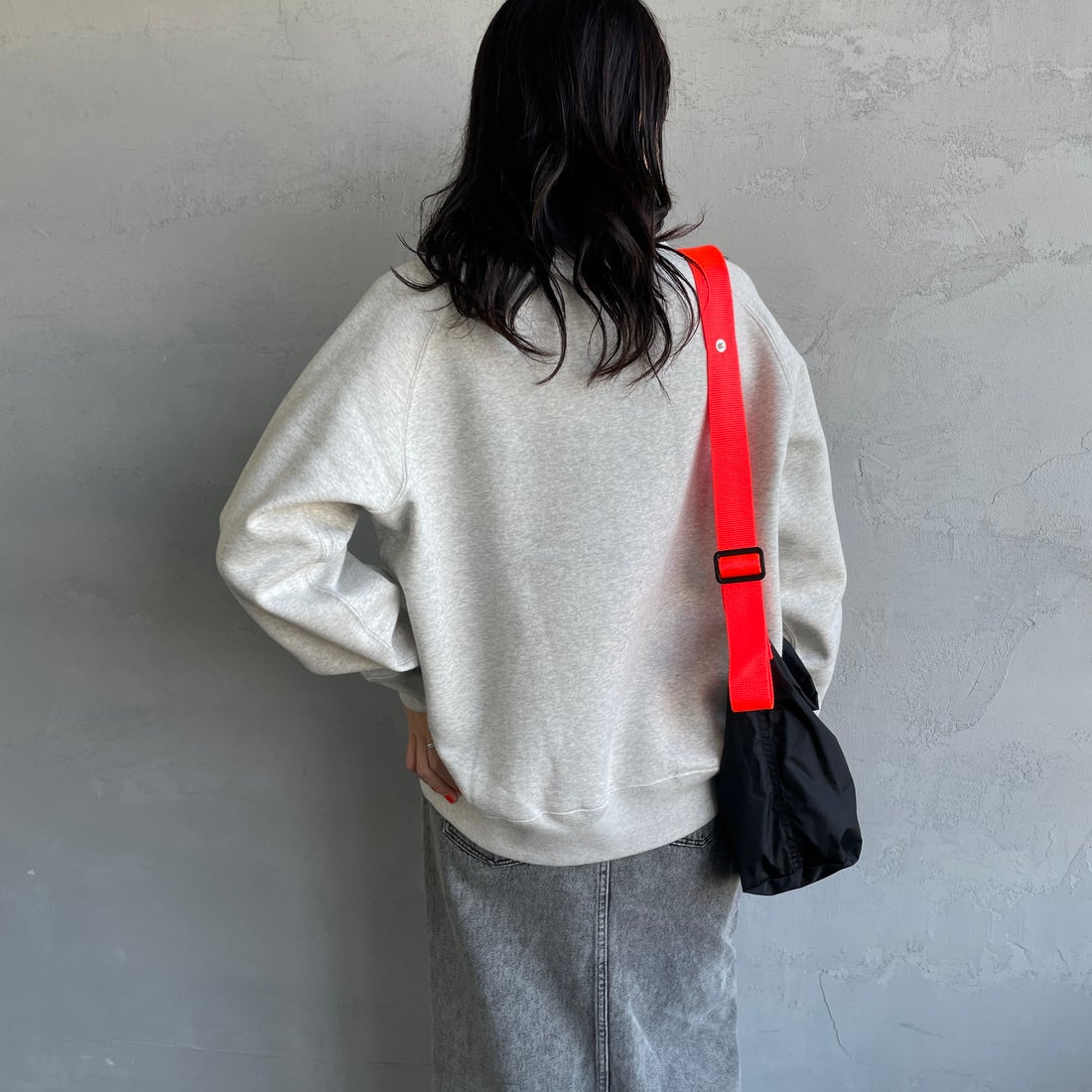 Gymphlex [ジムフレックス] スウィングスリーブ クルーネックスウェット [GY-C0291TCF] TOP GREY &&モデル身長：160cm 着用サイズ：14&&