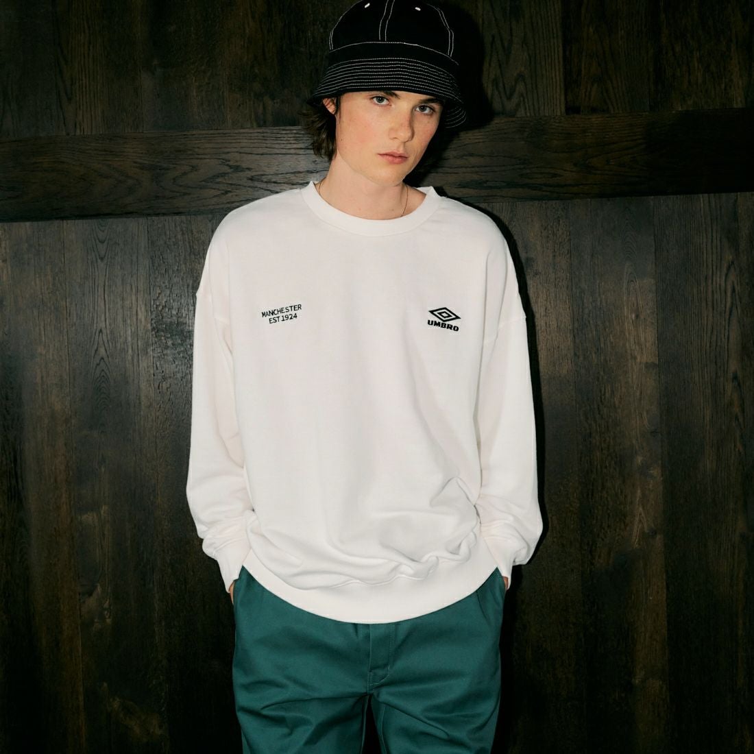 UMBRO [アンブロ] 別注 ワンポイント刺繍ロゴ クルーネックスウェット