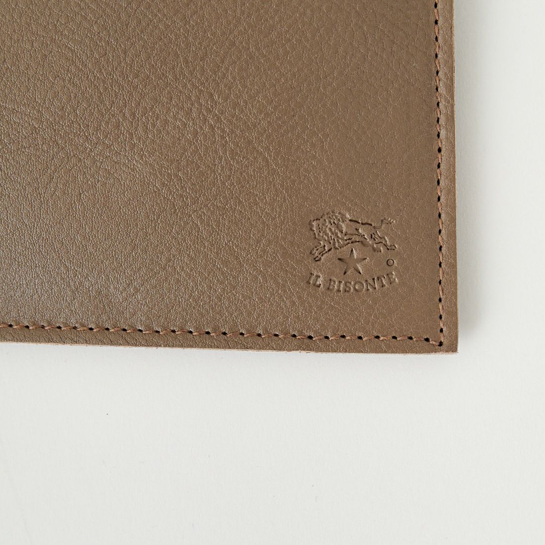 IL BISONTE [イルビゾンテ] ネックフラグメントケース [54242309441] 18 ｸﾞﾚｰ