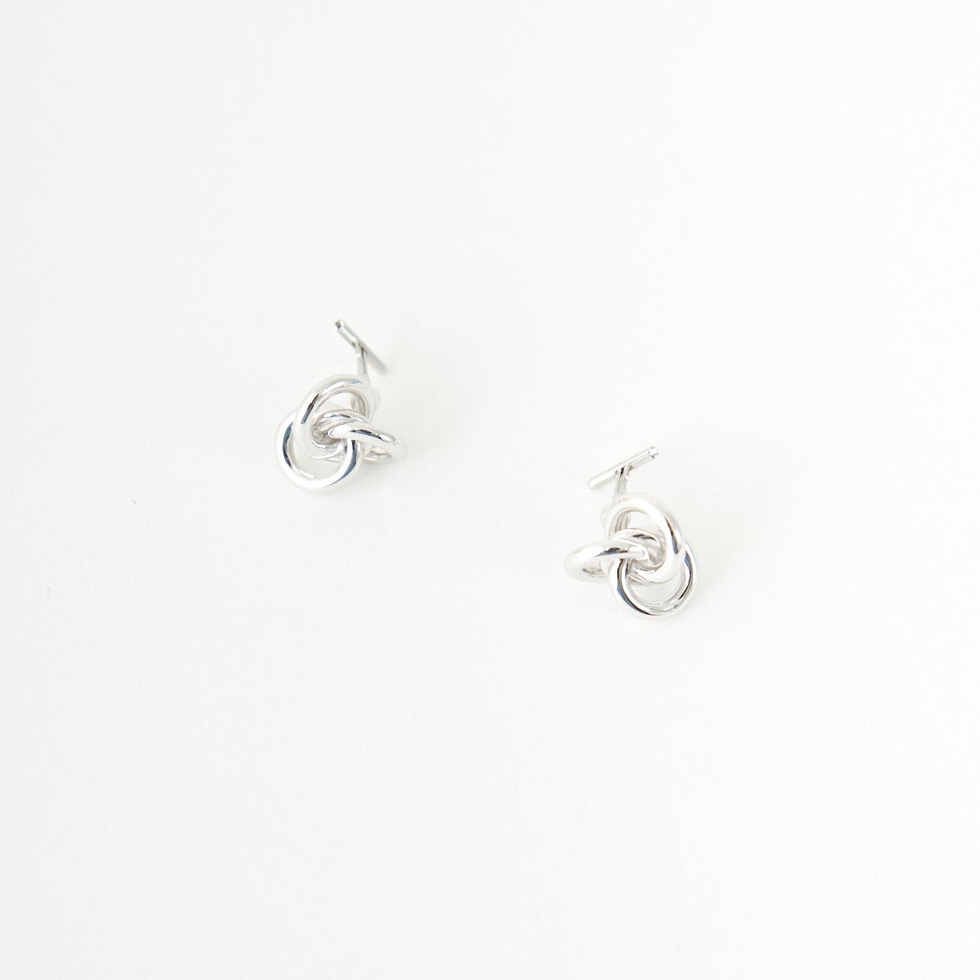 Baqless [バックレス] アミティ レベッカシルバーピアス [AM-RB-SV] SILVER