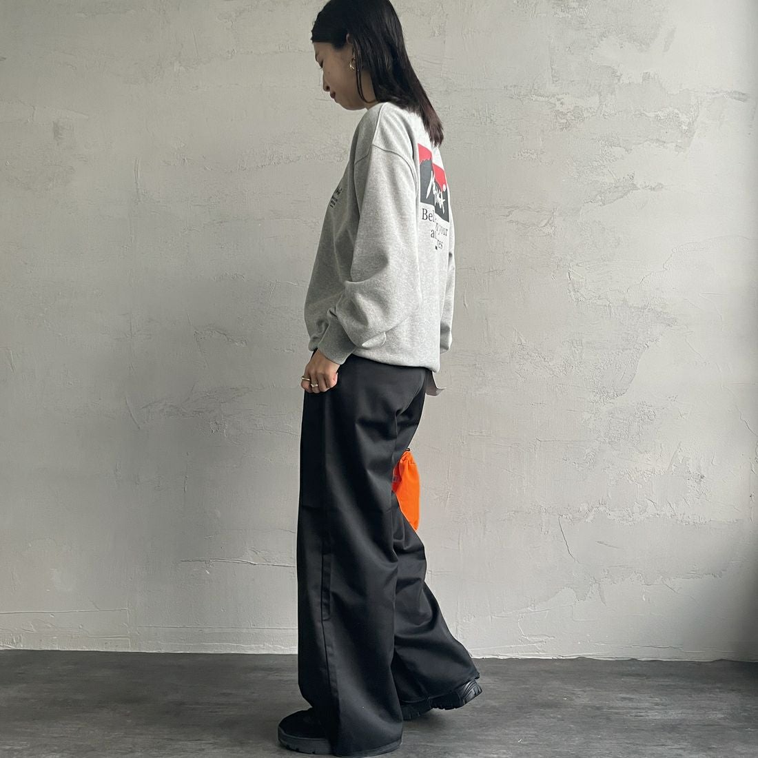 JEANSFACTORY × NANGA [ジーンズファクトリー × ナンガ] 別注 ボックスロゴ バックプリントスウェット [NW24AW-JF1] GRAY