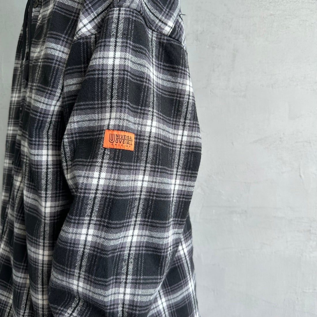 UNIVERSAL OVERALL [ユニバーサルオーバーオール] 別注 チェックフードシャツ [U2431100IN-JF] BLACK