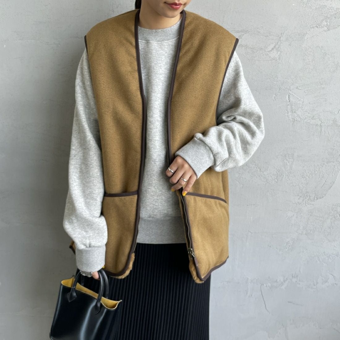 Barbour [バブアー] ウォームパイル ウェストコート ジップインライナーベスト [MLI0004] BROWN &&モデル身長：156cm 着用サイズ：42&&