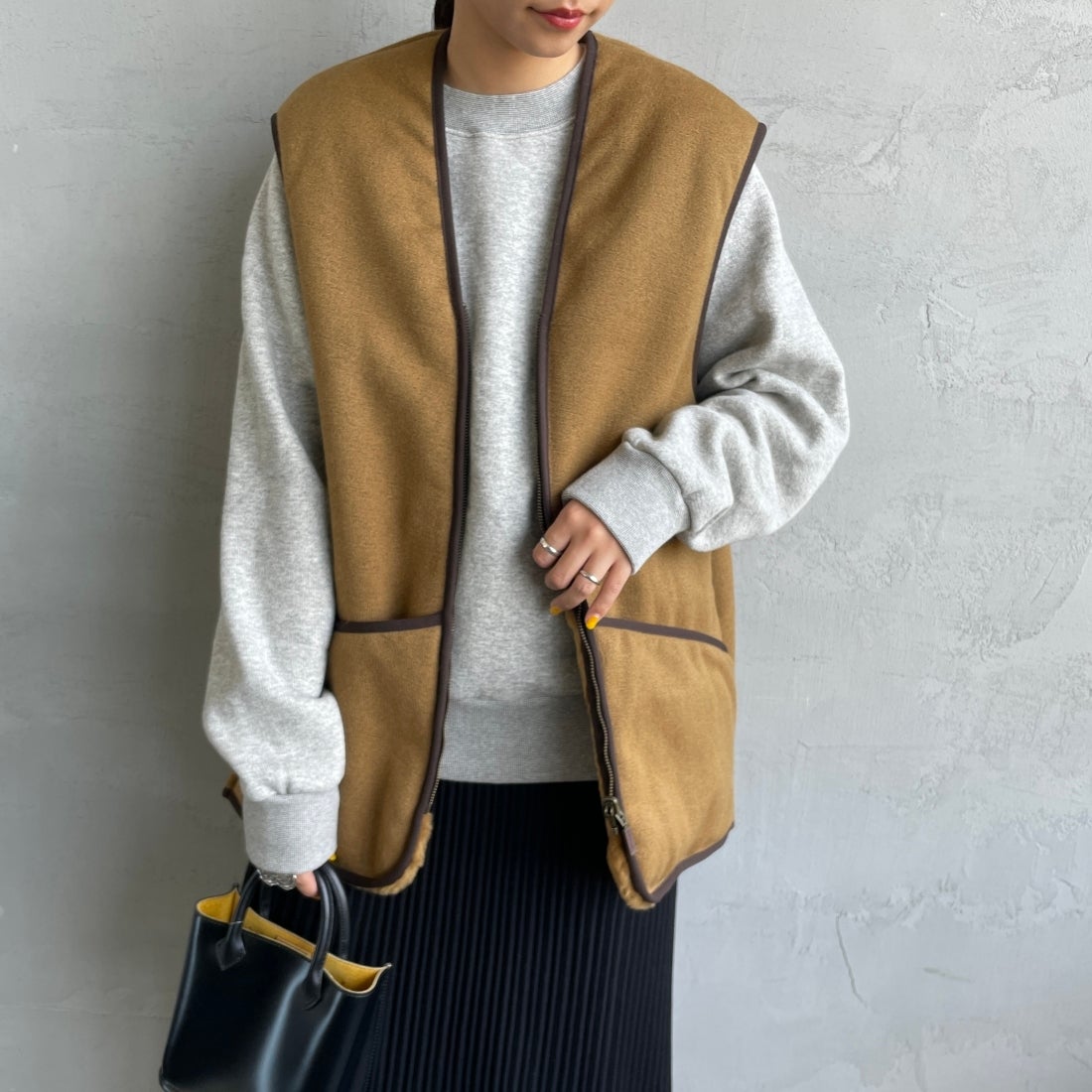 Barbour [バブアー] ウォームパイル ウェストコート ジップインライナーベスト [MLI0004] BROWN &&モデル身長：156cm 着用サイズ：42&&