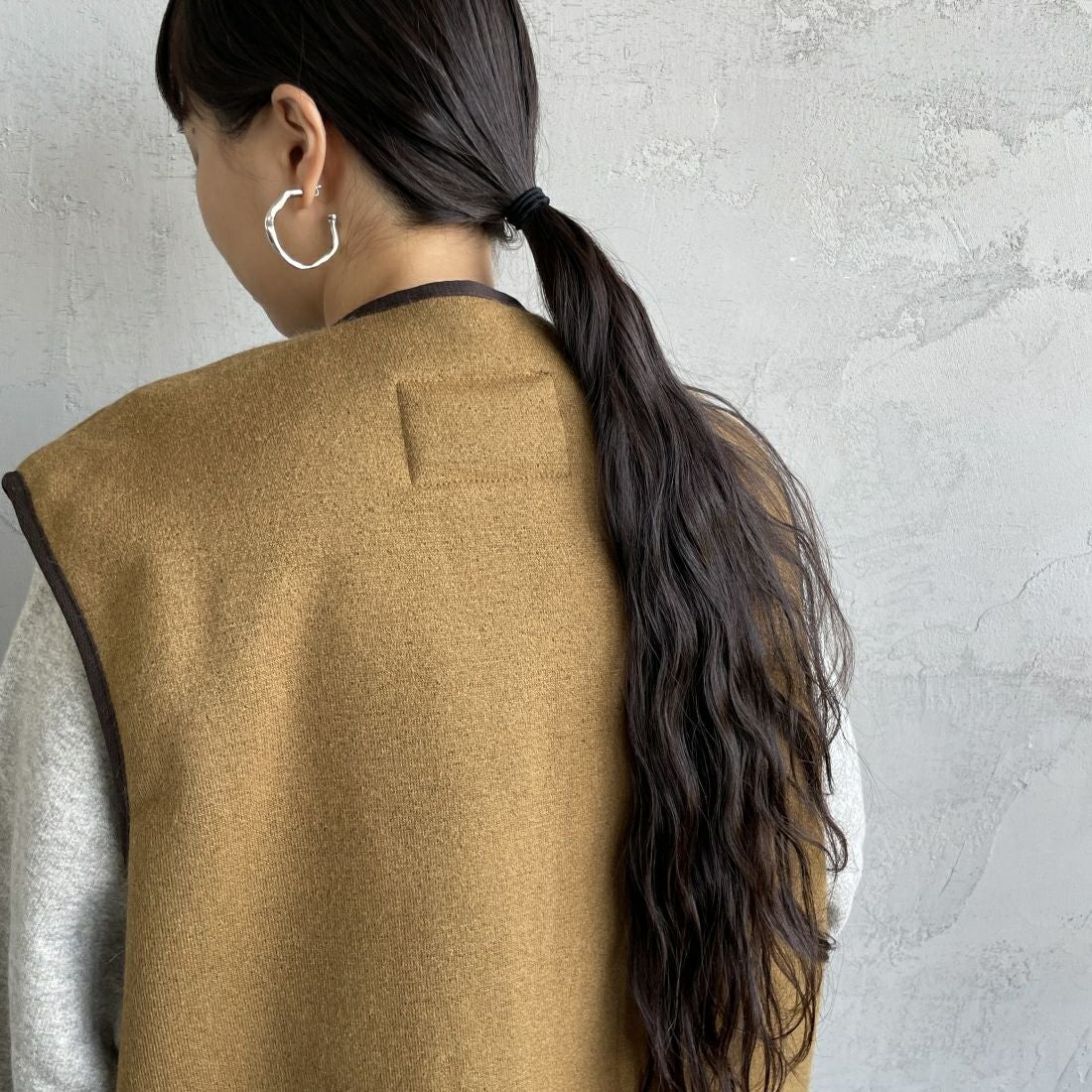 Barbour [バブアー] ウォームパイル ウェストコート ジップインライナーベスト [MLI0004] BROWN &&モデル身長：156cm 着用サイズ：42&&