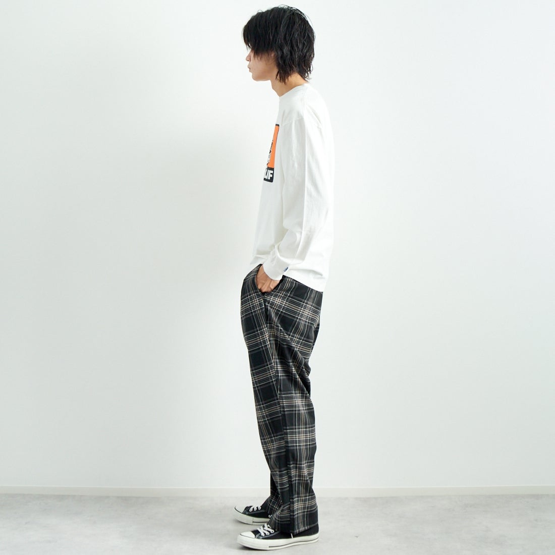 Noir Fabrik [ヌワールファブリック] T/Rツイルストレッチ チェックタックインパンツ [NF-243-055] BK BLK CHK &&モデル身長：182cm 着用サイズ：L&&