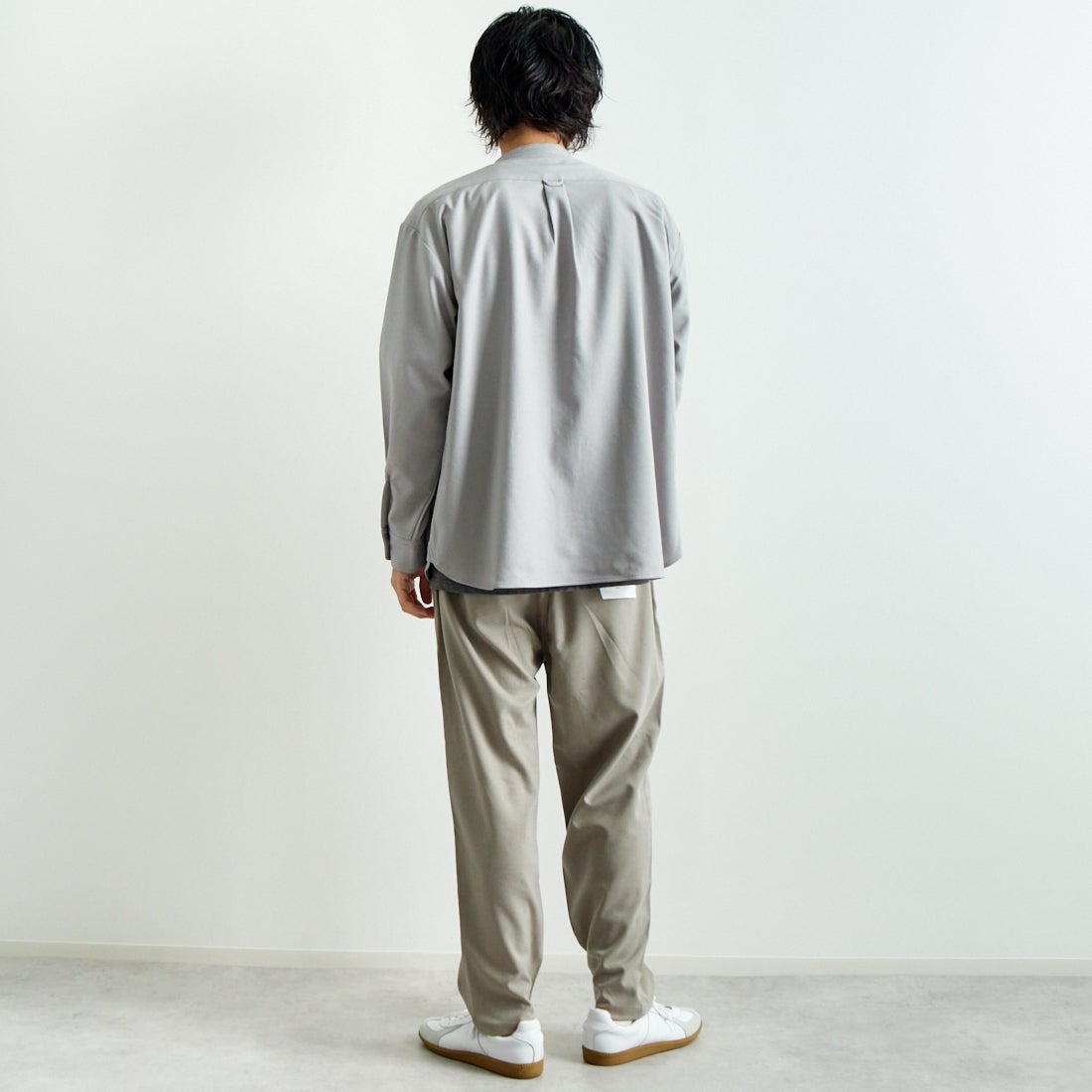 Jeans Factory Clothes [ジーンズファクトリークローズ] ウール混ストレッチワイドテーパードパンツ [JFC-243-054] 66 GRGE &&モデル身長：182cm 着用サイズ：L&&