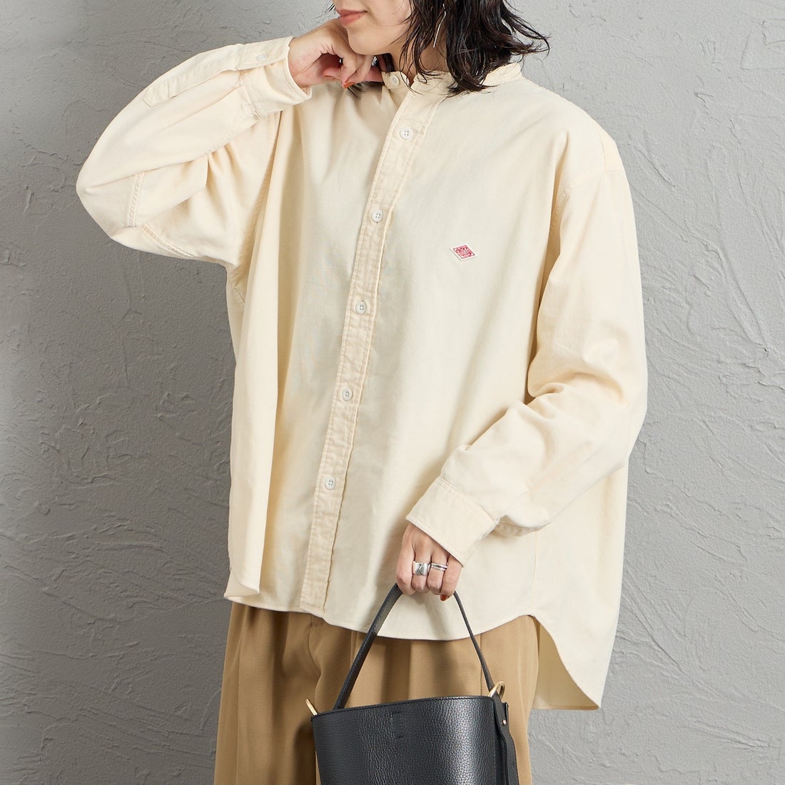 OFF WHITE&&モデル身長：160cm 着用サイズ：38&&