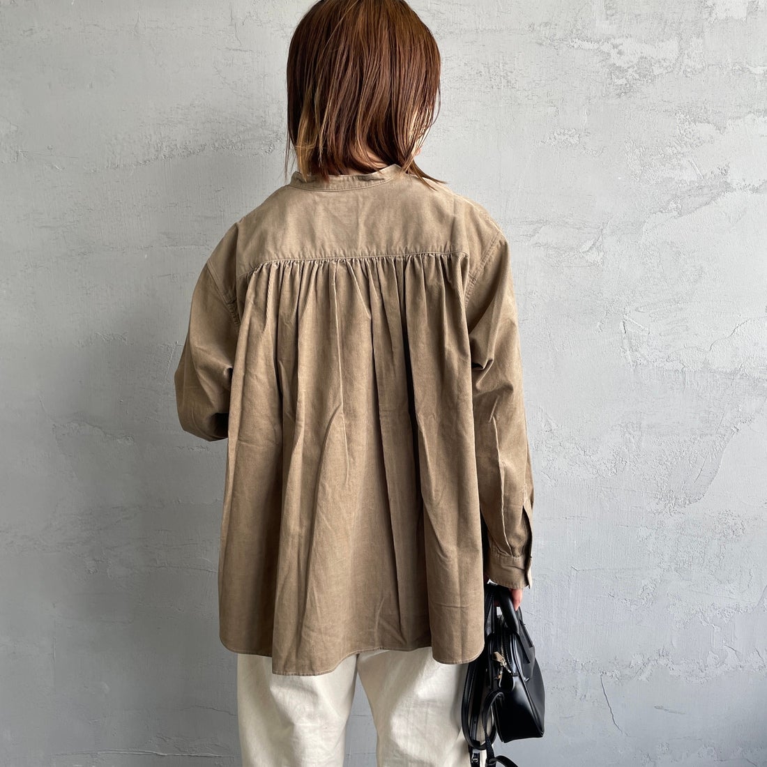 DANTON [ダントン] コーデュロイ バンドカラーシャツ [DT-B0290MCD] SAND BEIGE &&モデル身長：158cm 着用サイズ：38&&