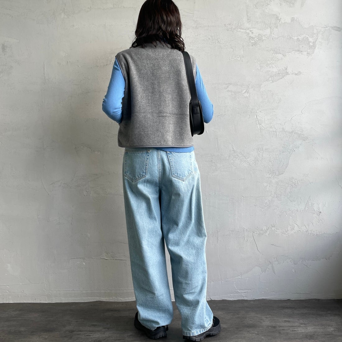 DANTON [ダントン] フリースカラーレスベスト [DT-A0521] DK.GREY &&モデル身長：160cm 着用サイズ：36&&