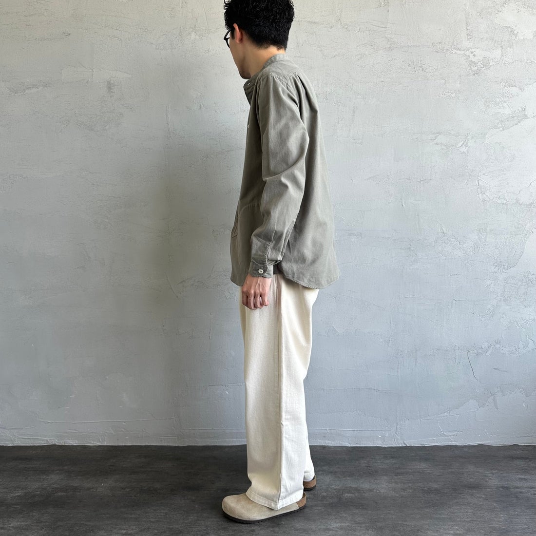 DANTON [ダントン] 先染めビエラ バンドカラーシャツ [DT-B0280VSS] OLIVE CHAM &&モデル身長：168cm 着用サイズ：38&&