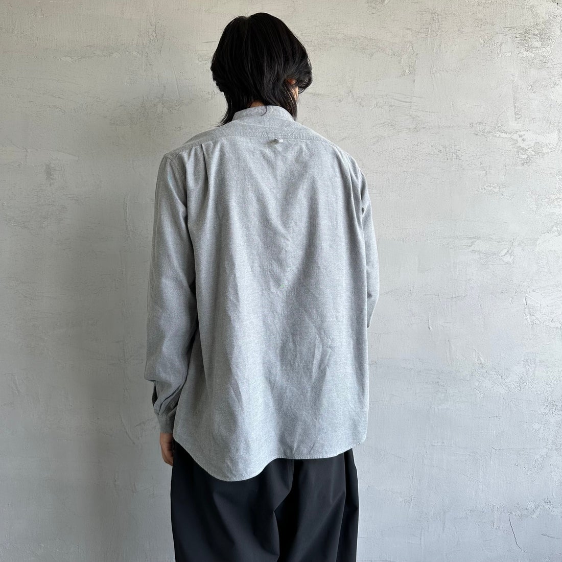 DANTON [ダントン] 先染めビエラ バンドカラーシャツ [DT-B0280VSS] GREY CHAMB &&モデル身長：179cm 着用サイズ：42&&