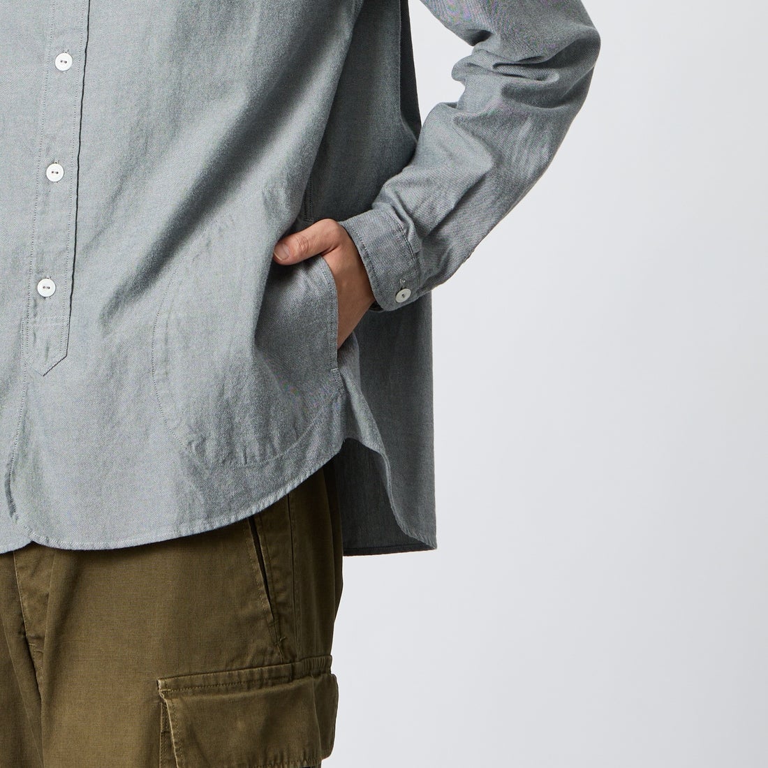 DANTON [ダントン] 先染めビエラ バンドカラーシャツ [DT-B0280VSS] GREY CHAMB &&モデル身長：175cm 着用サイズ：40&&