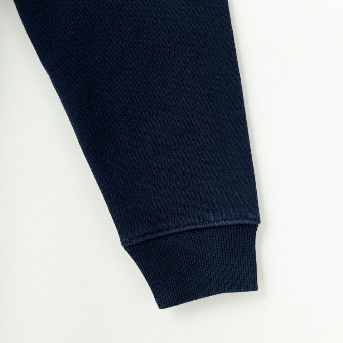 MAISON KITSUNE [メゾン キツネ] グラデーション ボクシースウェットシャツ [NW00309KM0326] P480 NAVY