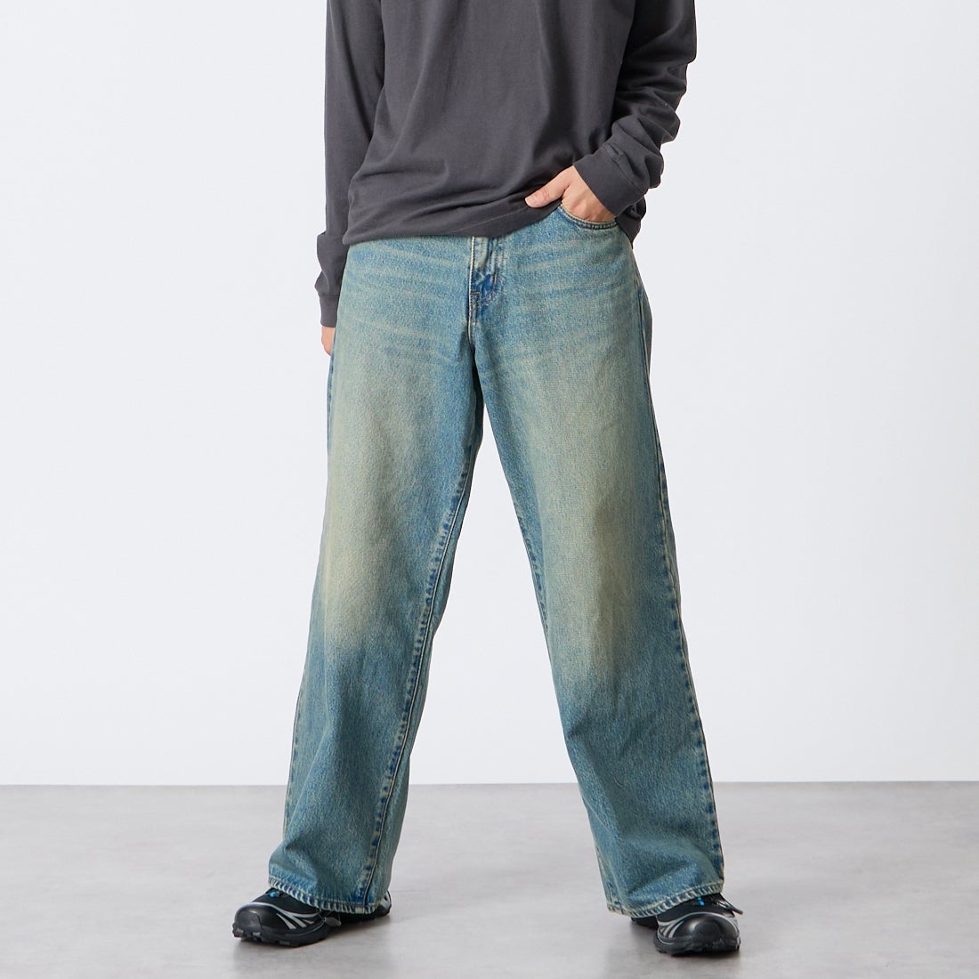 LIBERTO [リベルト] EL PASO ワイドバギーデニム [FL2500] 40 OLD WAS &&モデル身長：175cm 着用サイズ：28&&