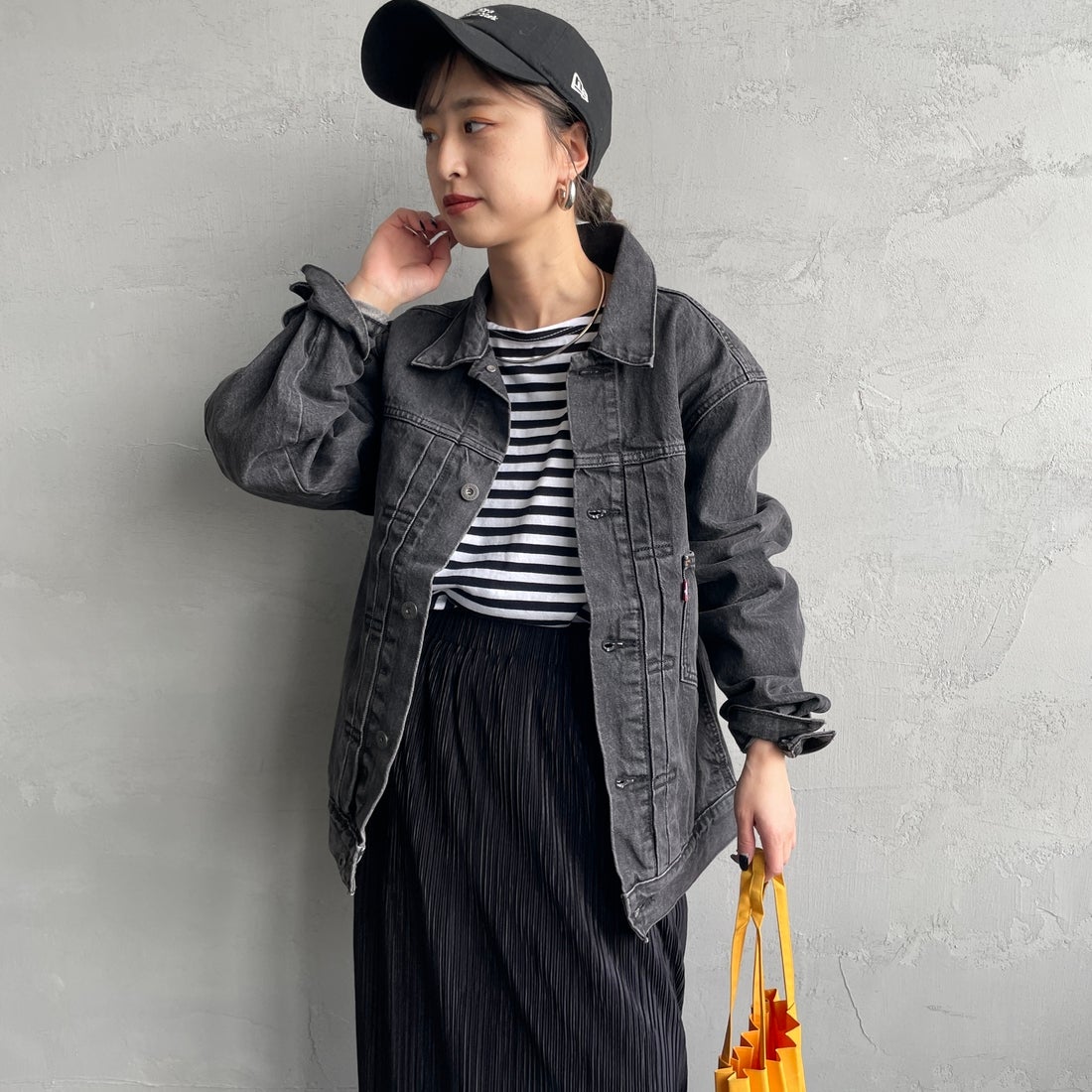 LEVI'S [リーバイス] TYPE1 トラッカージャケット [A3174-00] 00 MIDNIGH &&モデル身長：150cm 着用サイズ：S&&