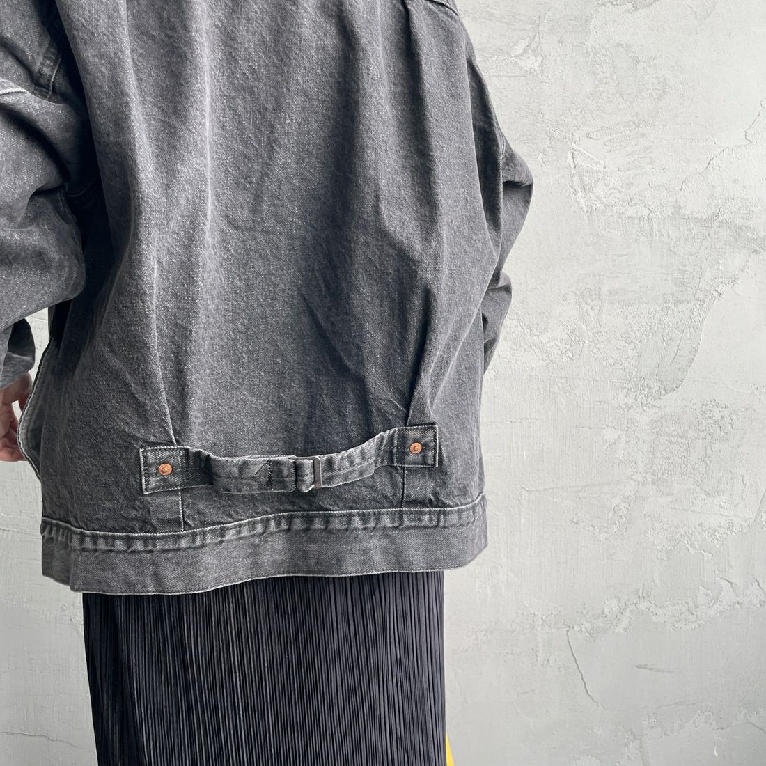 LEVI'S [リーバイス] TYPE1 トラッカージャケット [A3174-00] 00 MIDNIGH &&モデル身長：150cm 着用サイズ：S&&