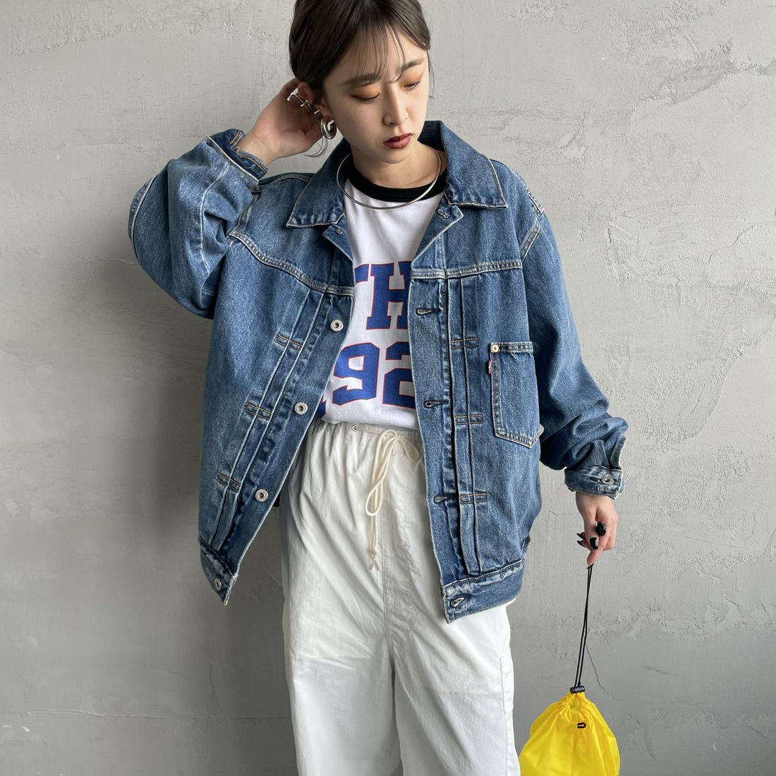 LEVI'S [リーバイス] TYPE1 トラッカージャケット [A3174-00] 04 DANCING &&モデル身長：150cm 着用サイズ：S&&