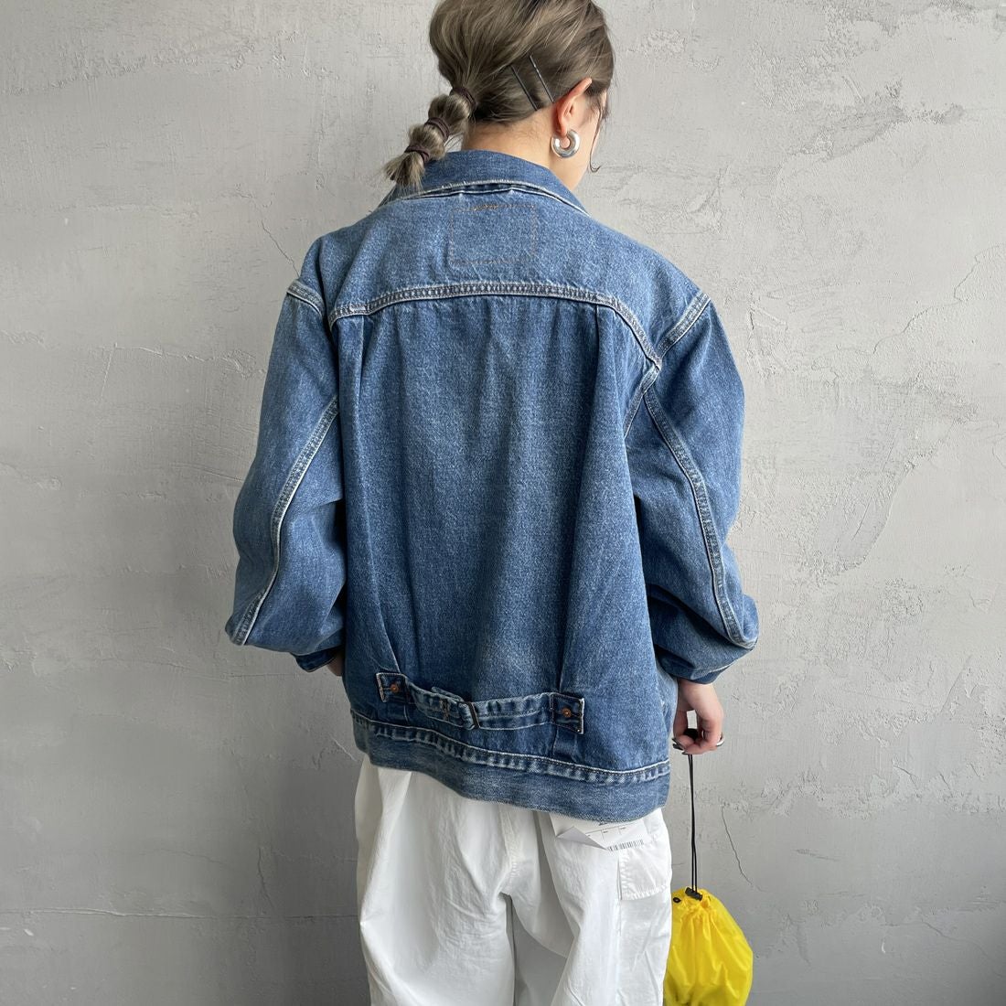 LEVI'S [リーバイス] TYPE1 トラッカージャケット [A3174-00] 04 DANCING &&モデル身長：150cm 着用サイズ：S&&