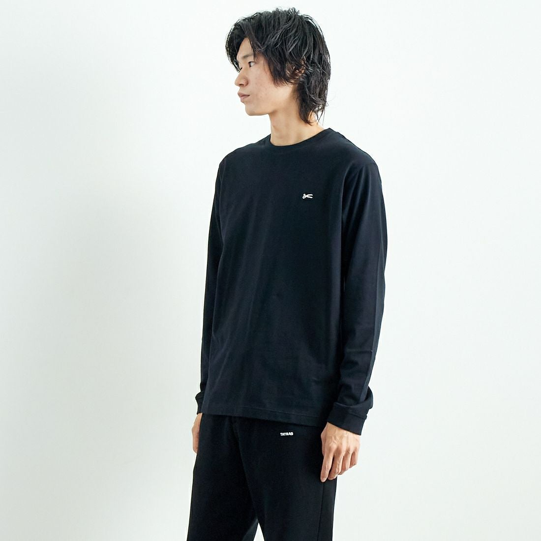 DENHAM [デンハム] AMERICANA ロングスリーブTシャツ [AMERICANA-LS-TEE] BLACK &&モデル身長：182cm 着用サイズ：L&&