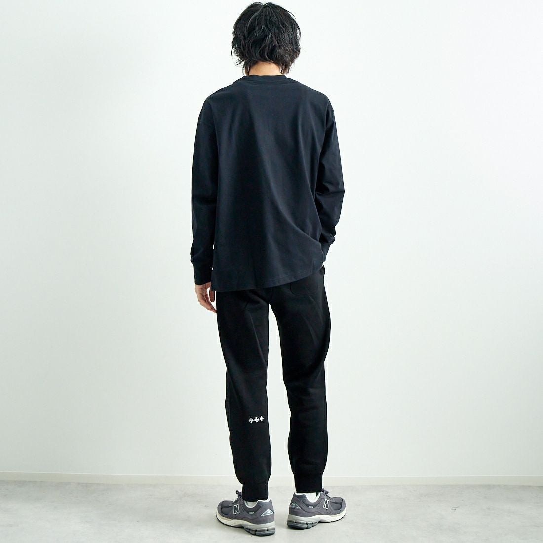 DENHAM [デンハム] CHAIN ロングスリーブTシャツ [CHAIN-LS-TEE] BLACK &&モデル身長：182cm 着用サイズ：L&&