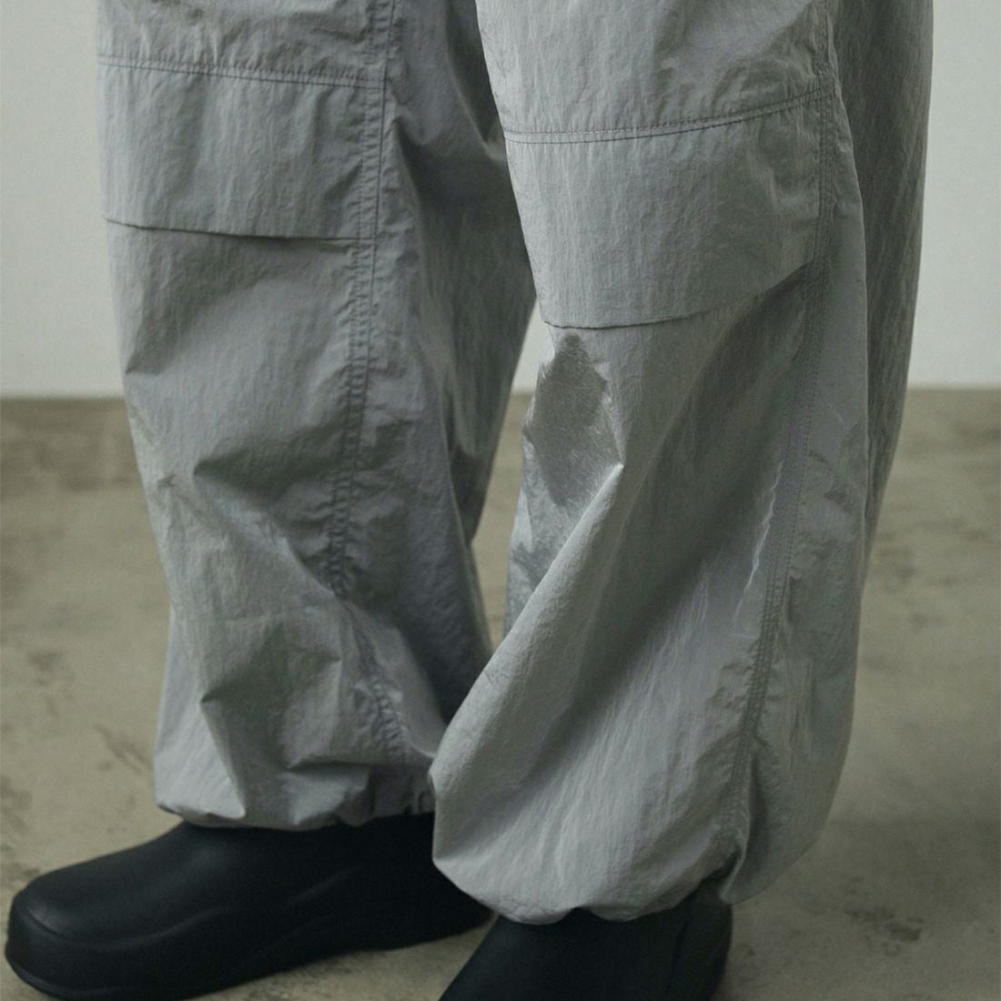 anuke [アンヌーク] ナイロンテックパンツ [62420706] I/BLU