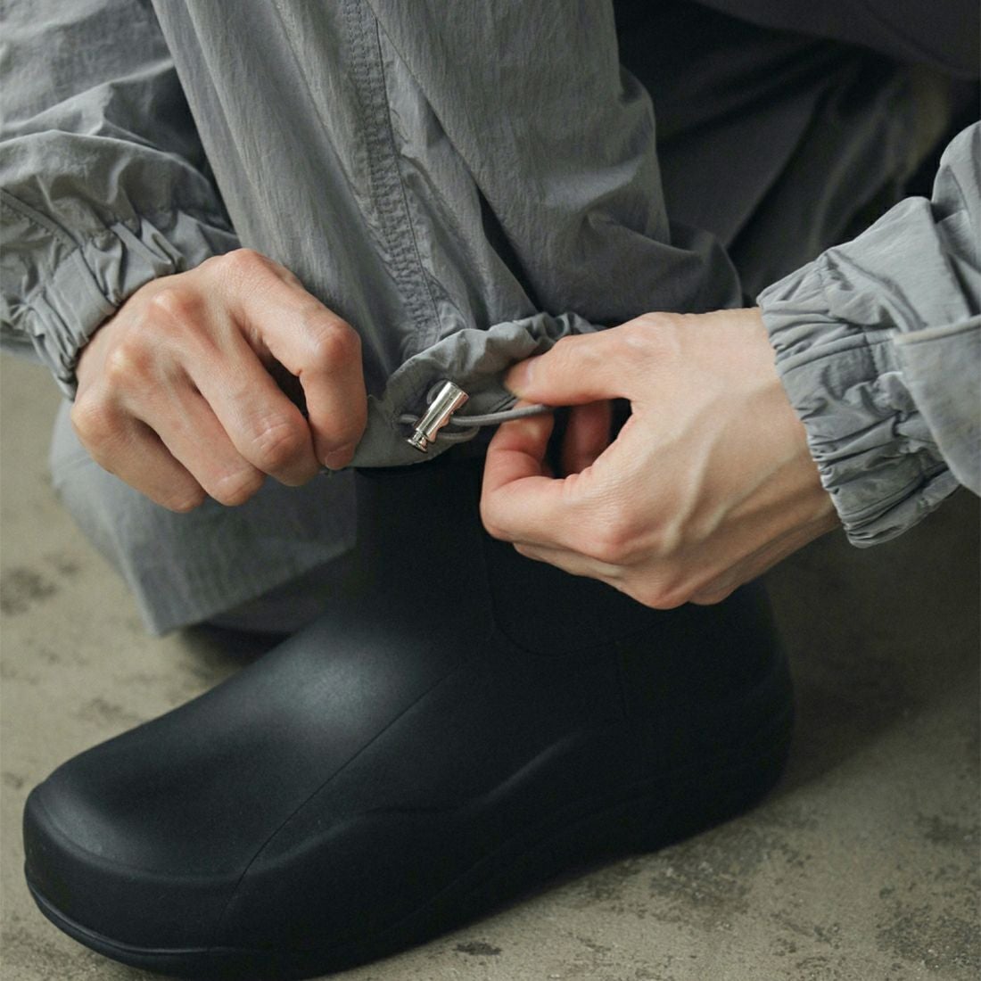 anuke [アンヌーク] ナイロンテックパンツ [62420706] I/BLU