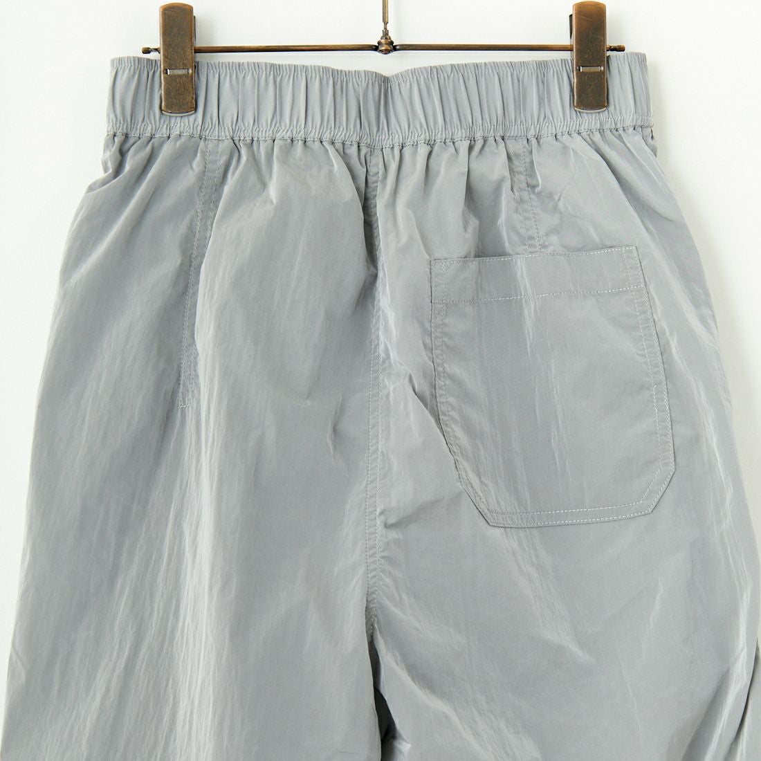 anuke [アンヌーク] ナイロンテックパンツ [62420706] I/BLU