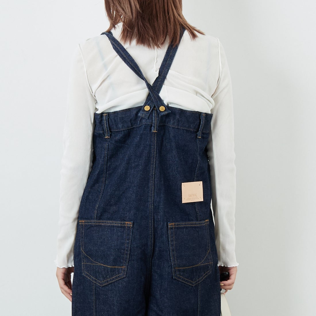 SOMETHING [サムシング] ダブルニーサロペット [SA1901] 00 O.W &&モデル身長：167cm 着用サイズ：F&&