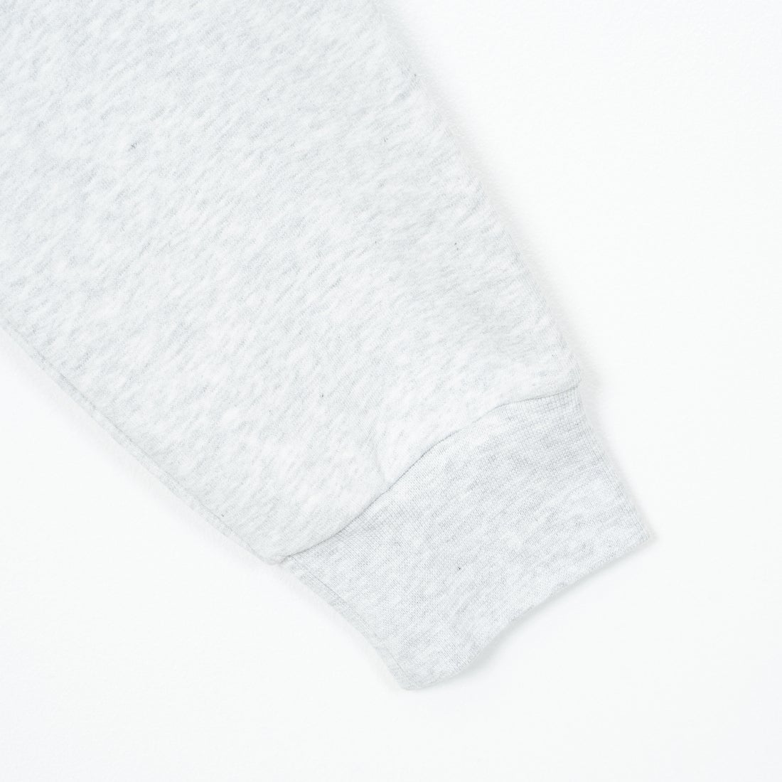 A.P.C. [アー・ペー・セー] ロゴ刺繍スウェット [RUE-MADAME] 92 GRIS CH