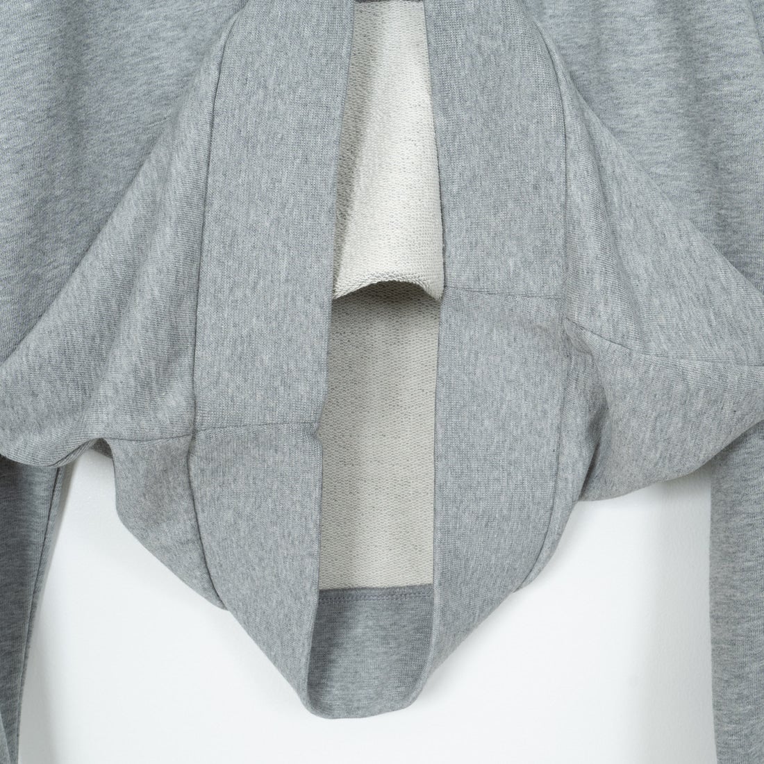 A.P.C. [アー・ペー・セー] VPC ロゴスウェット [GRAND-VPC] 92 GRIS CH