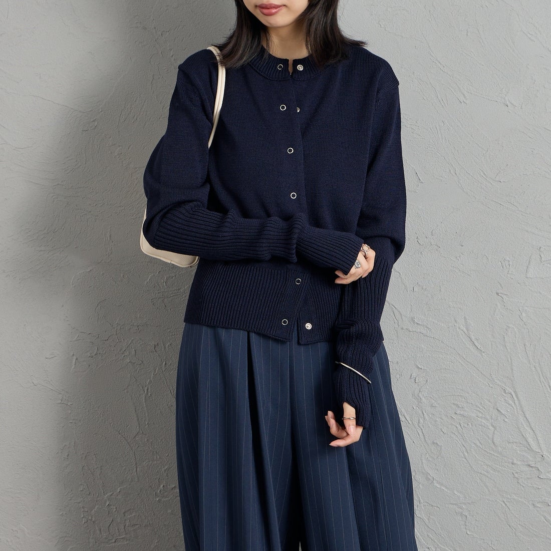 85 NAVY&&モデル身長：162cm 着用サイズ：F0&&